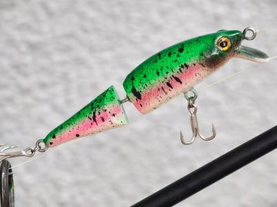 Jointed Fishing Lure (easy build)
