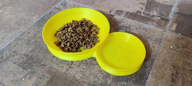 Cat Food and Water Bowl Circular with Frame