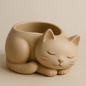 Sleeping Kitten Pot