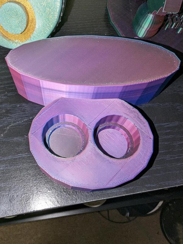 Reptile Feeding Dish With Tunnel