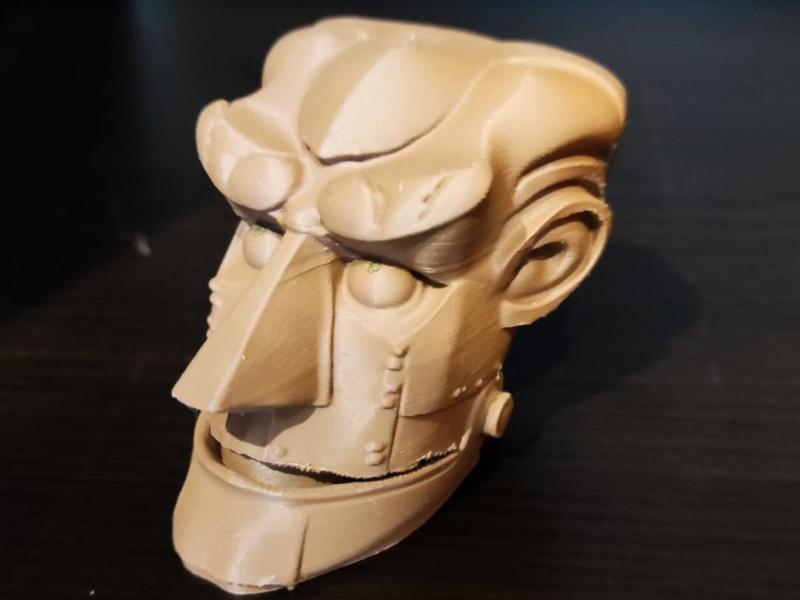 wicked musical Wizard of oz head prop keychain 