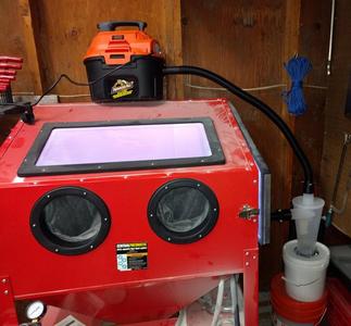 Sand blasting cabinet dust collector