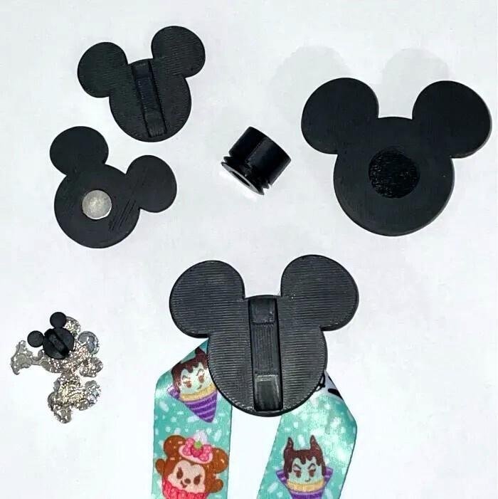 Disney Trading Pin Lanyard Wall Mount Holder and Magnet