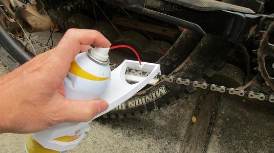 Chainsaver Aerosol spray nozzle