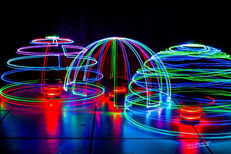 Light painting robot