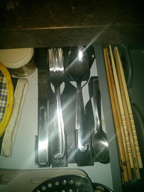 Cutlery Organizer