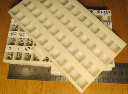 SMD resistors and capacitors tray
