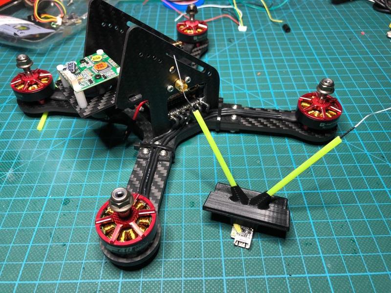 FrSky R-XSR receiver mount / antenna holder for Shendrones Krieger