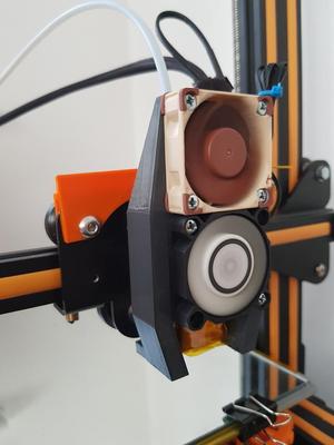 Creality CR-10 easy-print hotend fan housing /fangs for axial fans (40mm, 50mm)