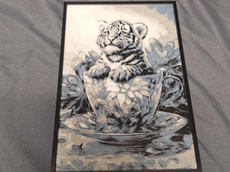 B/W Tiger in Teacup