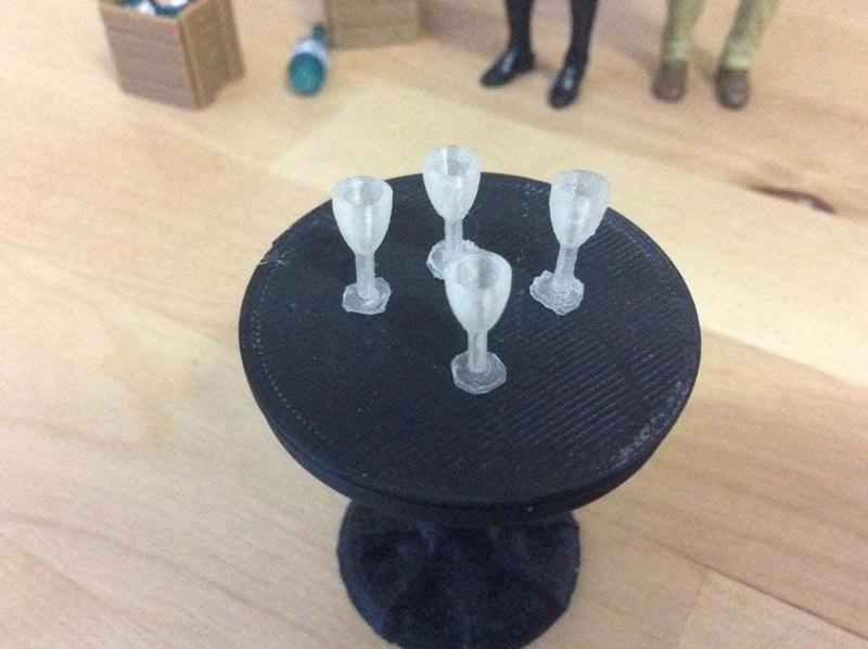 Champagne Glass (1:18 scale)