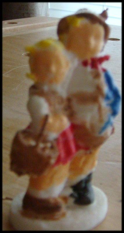 Hansel and Gretal figurine