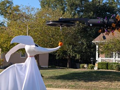 Flying Ghost/Decoration System