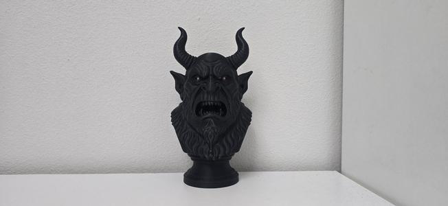 Halloween Krampus – The Dark Howler