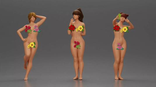 3 Naked Gilrs