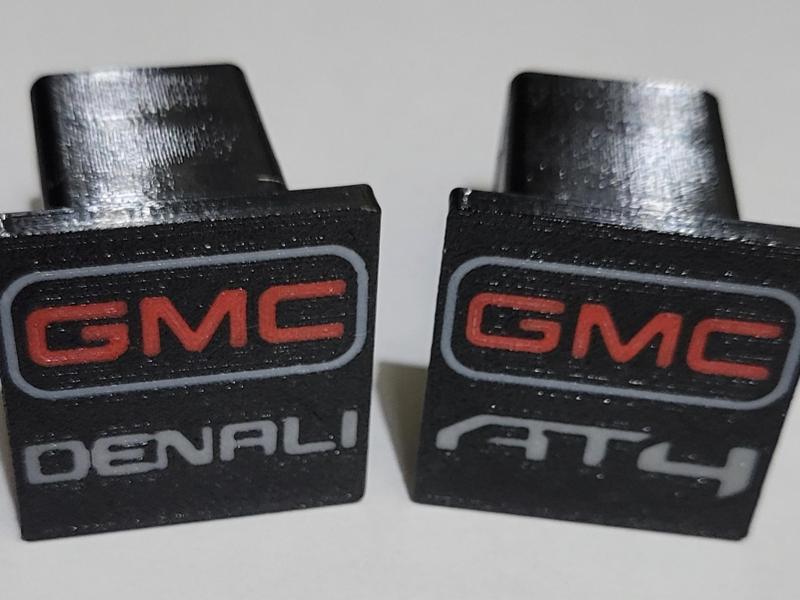 GMC - DENALI - AT4 TRAILER HITCH RECEIVER PLUG