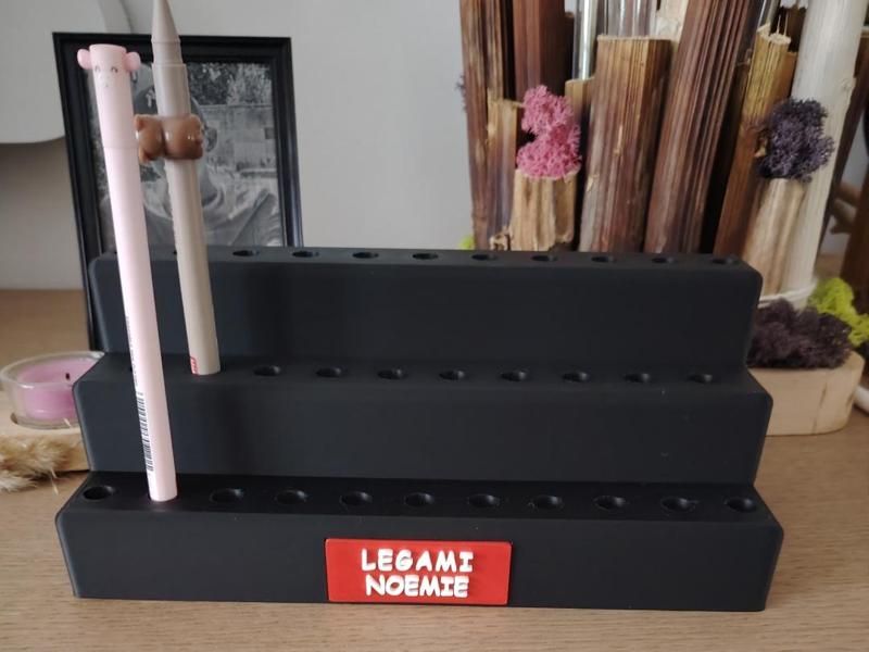Legami pencil holder with customizable name