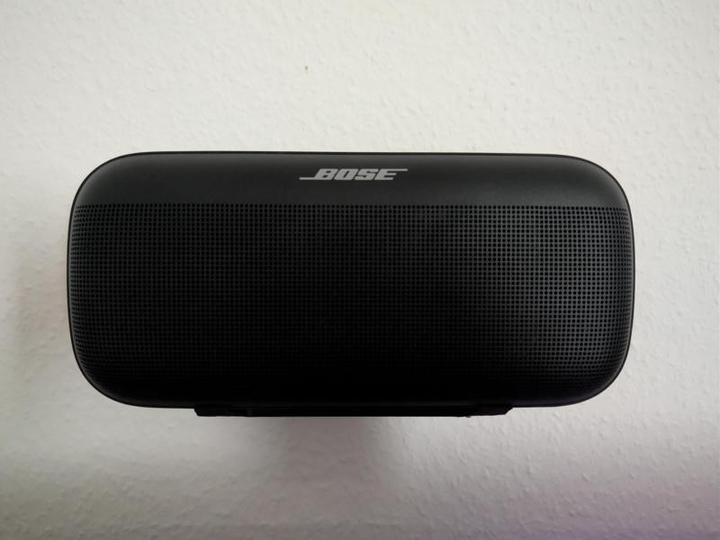 Bose Soundlink Max invisible wall mount