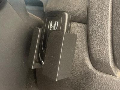 Universal Key Fob Holder – Car Key Organizer