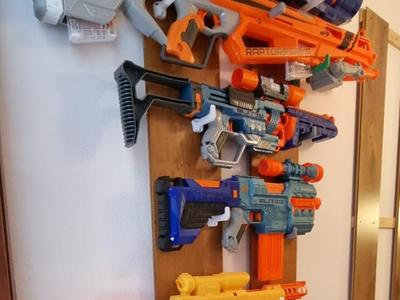Simple Nerf wall support