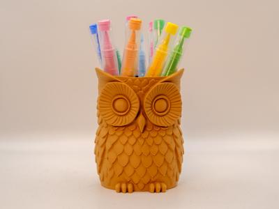Owl-shaped pen cup - realistic version no. 2