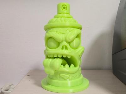 Skull Spray Can Tongue