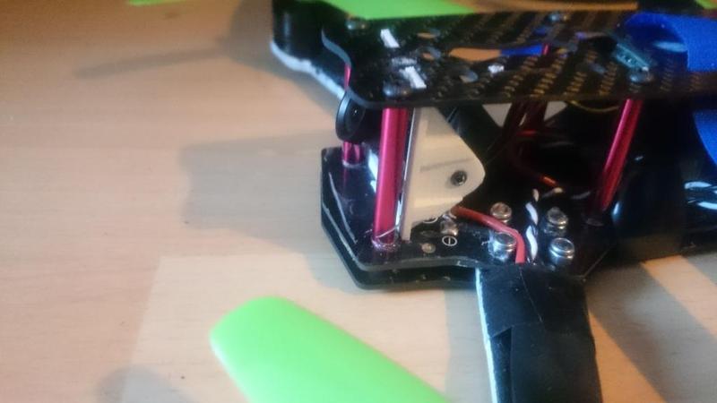 Aomway 1200tvl / zmr250 mount