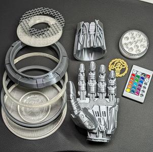 Silverhand Playstation 4/5 and Xbox controller holder with lights