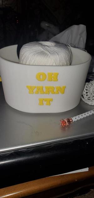 Oval Yarn Cradle