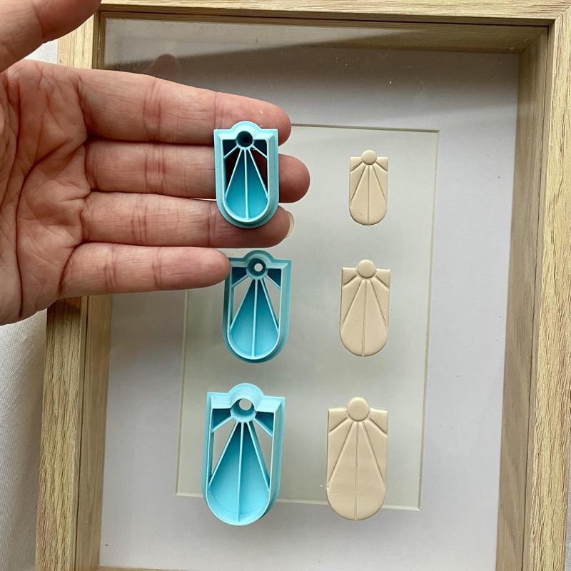 polymer clay/cookie cutter #61