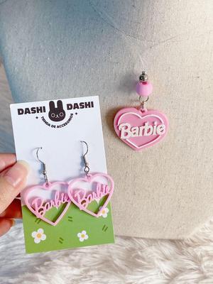 Barbie necklace and earrings / Barbie collar y aretes