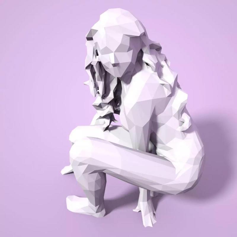 Girl Low poly Sculpture