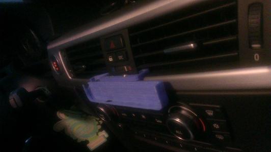 HTC One X Car Mount for BMW vehicles