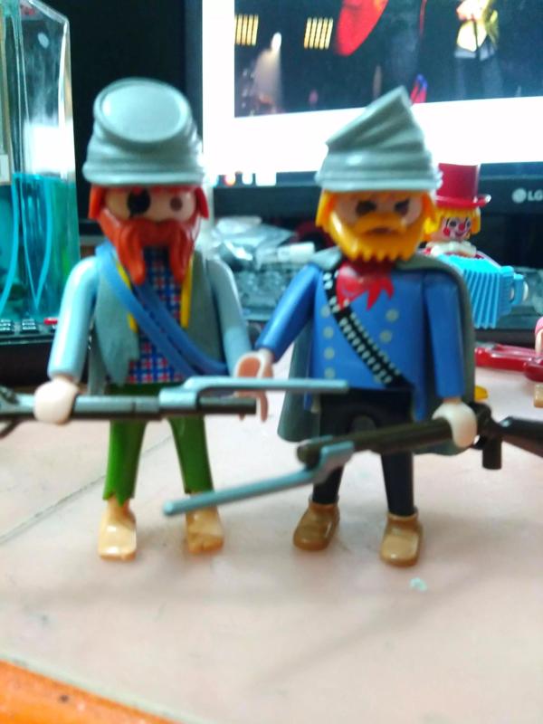 Gorro sudista compatible playmobil