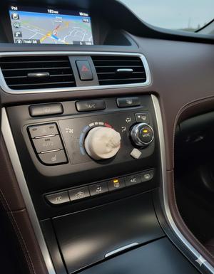 3_Wise_Knobs_Toyota_Highlander_2007