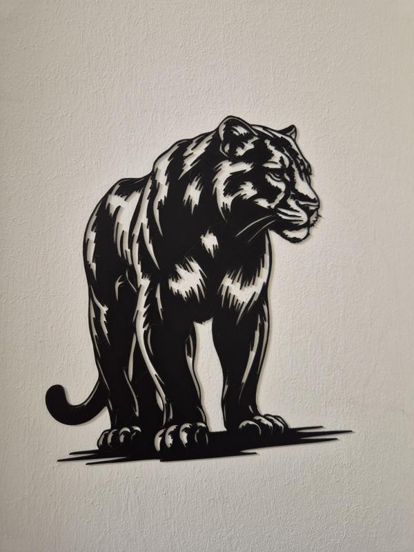 Majestic Lioness Line Art: Empowering Wall Decor