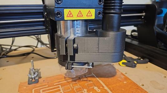 Dust shoe for CNC TTC 450 800W router milling machine to use with vacuum cleaner