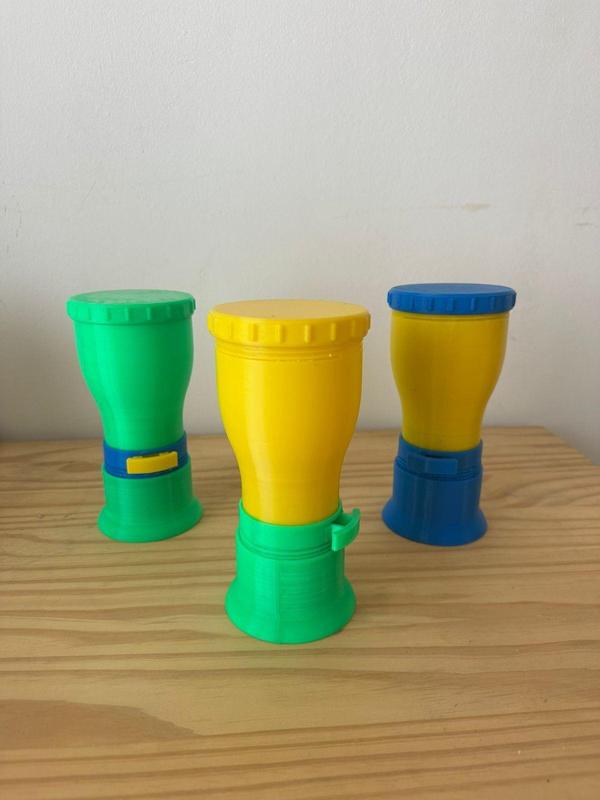 Salt dispenser with trigger