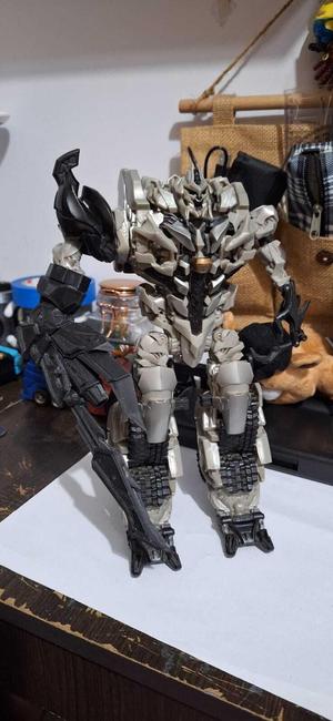 Megatron Leader Class 2009 arm upgrade kit