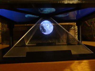 TREOLO 7 - Another holographic pyramid (Glue less)