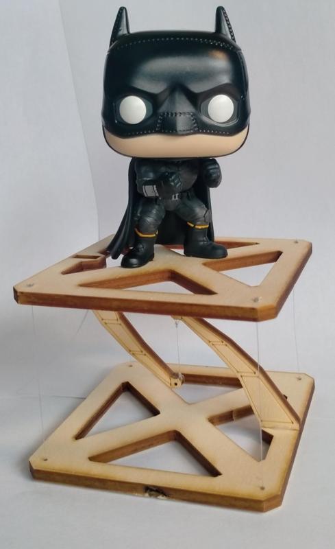 Display for laser-cut tensegrity figurines