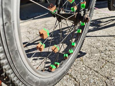 Minecraft Dirt Block Bike Spoke Beads