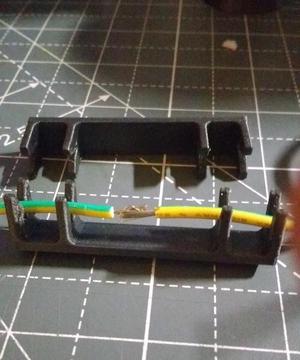 Solder helper jig wire holder
