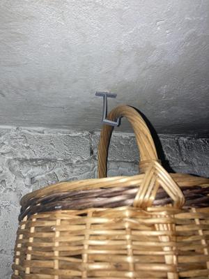 Simple roof hook