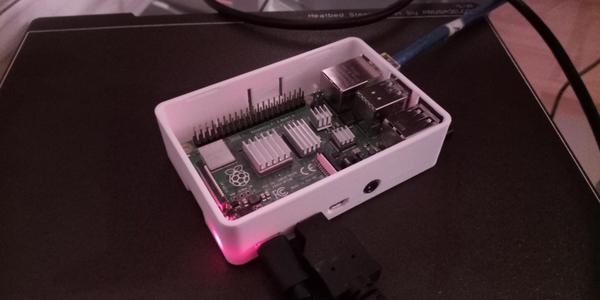 Another raspberry pi 4 case