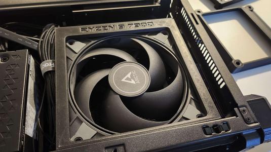 Fractal Ridge fan frame