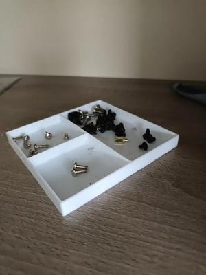 Screw tray   