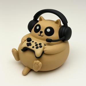 chill chunky gamer cat