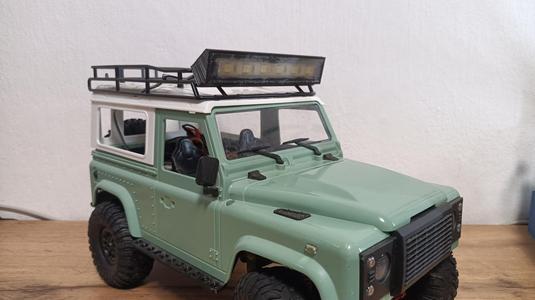MN D90 roof light