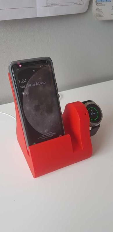 Phone stand / Smart Watch plataform